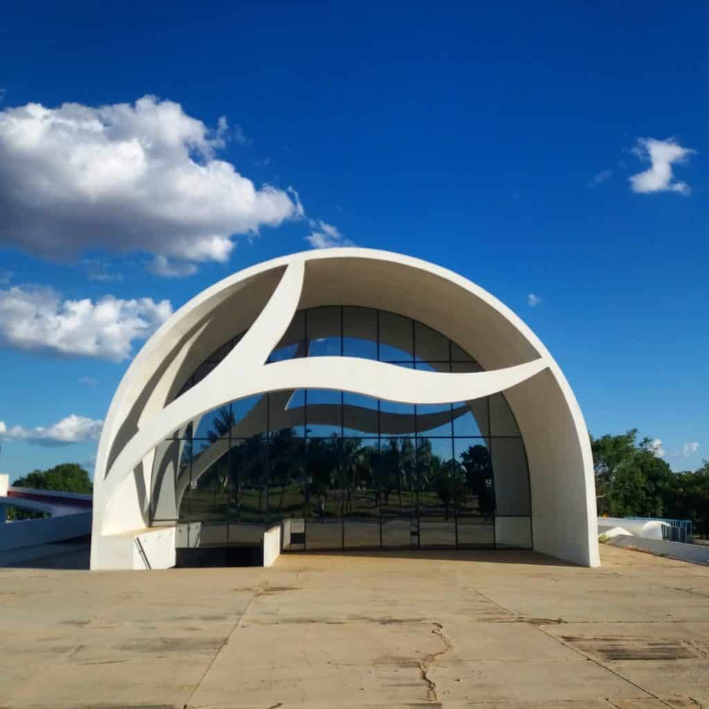Memorial Coluna Prestes - Oscar Niemeyer